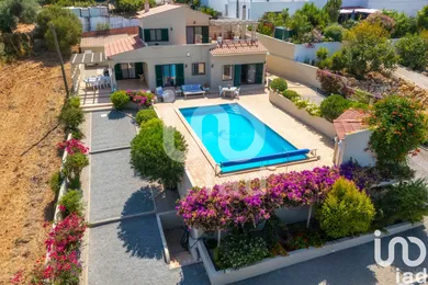 Casa/Moradia em Pechão