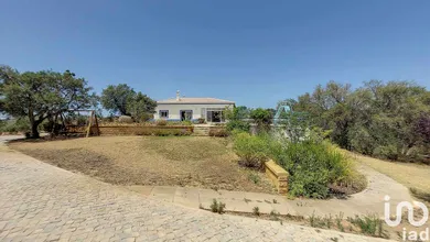 Quinta  em Santa Catarina da Fonte do Bispo