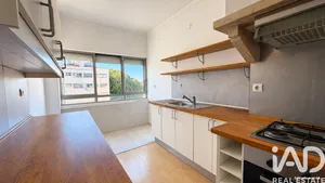 Apartamento T2 em Campo de Ourique