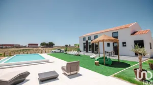 House  at Atalaia E Alto Estanqueiro-Jardia