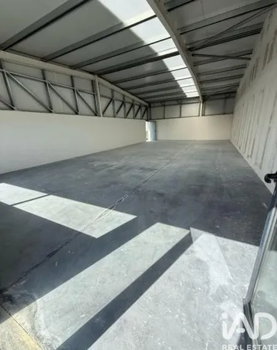 Commercial walls in Vila Franca das Naves e Feital