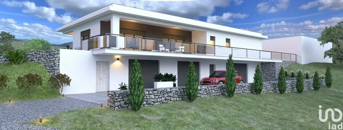 Terreno de 28 440 m² em São Marcos da Serra