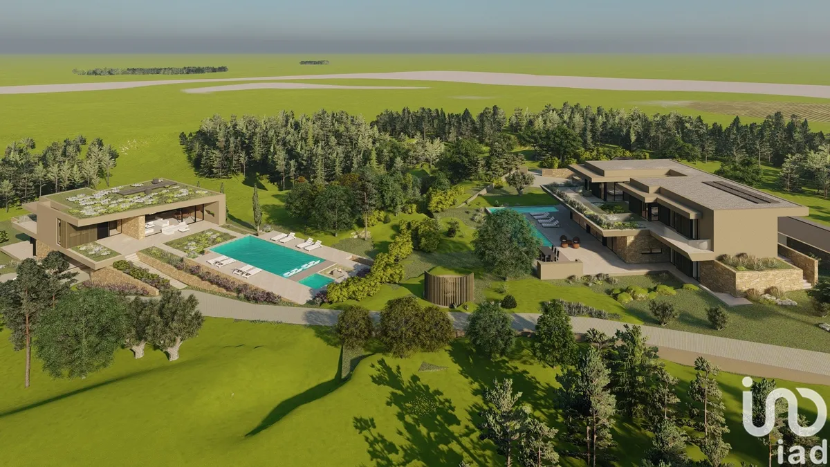 Terreno urbano de 5339 m² em Lagoa e Carvoeiro
