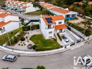 Casa/Moradia  em Santa Maria, São Pedro e Sobral da Lagoa