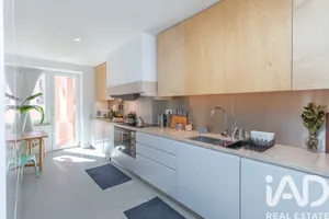 Apartamento T3 em Areeiro