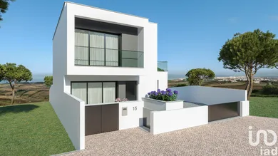 Casa  em Atouguia da Baleia