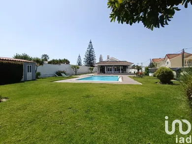 Casa/Moradia  em Charneca De Caparica E Sobreda
