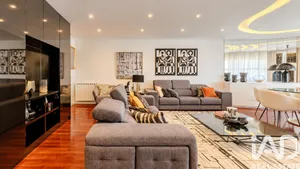 Apartamento T4 em Lumiar