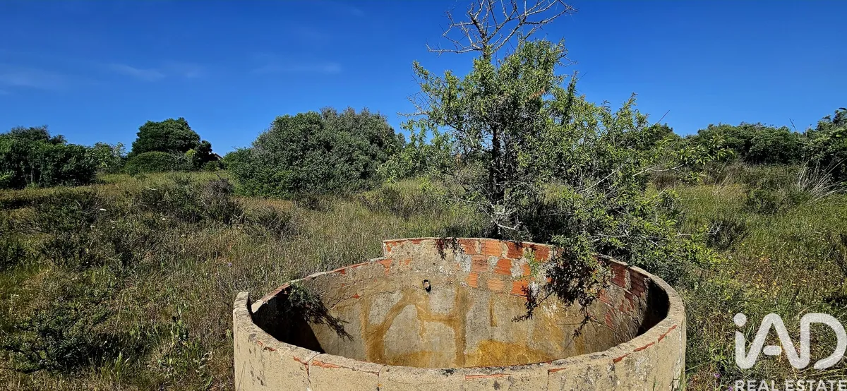 Terreno de 25 200 m² em Bensafrim e Barão de São João