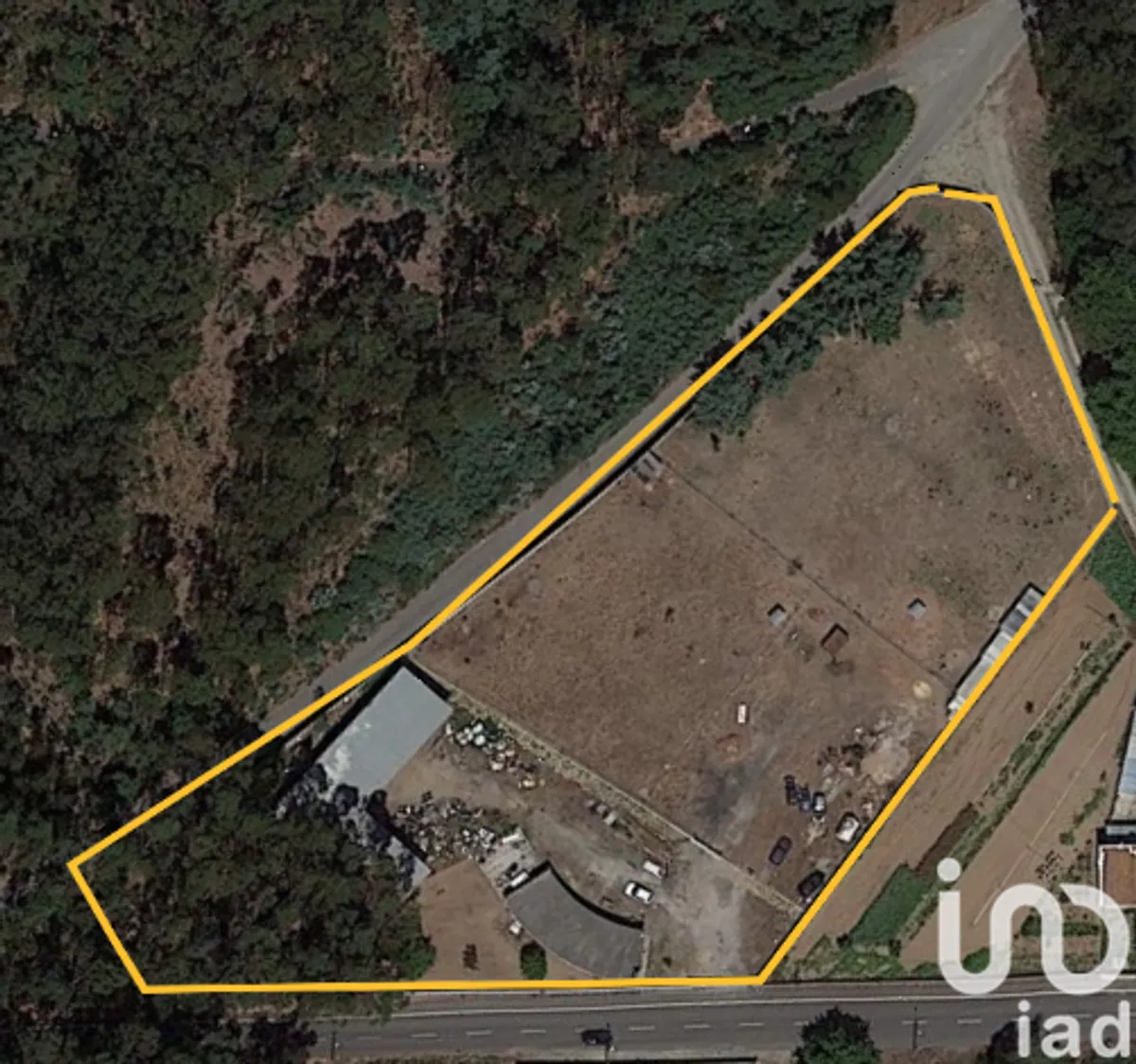 Terreno de 4990 m² em Avanca