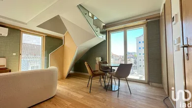 Duplex T1 at Campo de Ourique