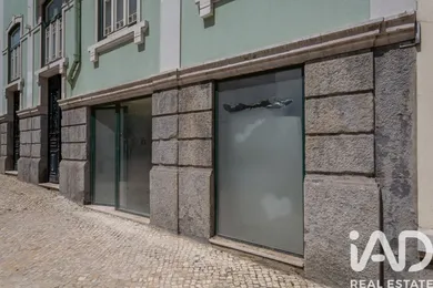 Loja / Estabelecimento Comercial  em Santo António