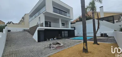 Casa/Moradia em Charneca De Caparica E Sobreda