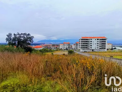 Building plot at Darque