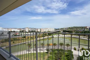 Apartamento T2 em Lumiar