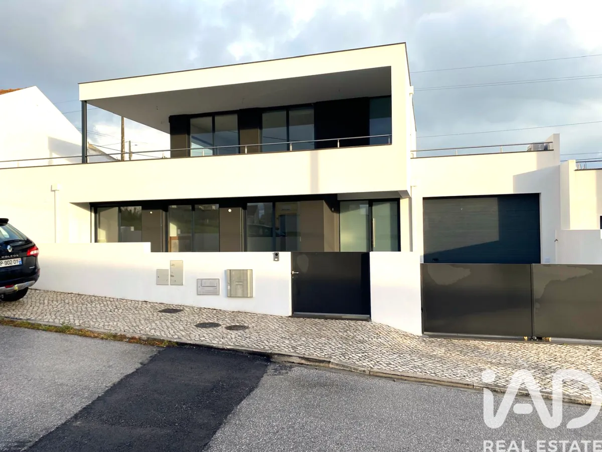 Casa/Moradia 4 quartos de 453 m² em Tornada e Salir do Porto