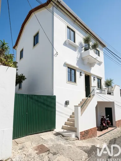 Prédio em Leiria, Pousos, Barreira e Cortes