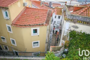 Apartamento T2 em Santa Maria Maior