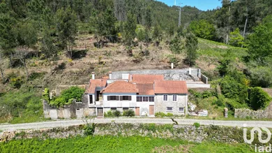 Maison de village à Espinhal