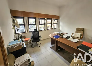 Shop/Premises commercial  in Agualva E Mira-Sintra