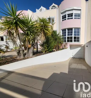 Maison à Charneca De Caparica E Sobreda