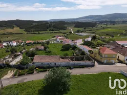 Ferme  à Cadaval e Pêro Moniz
