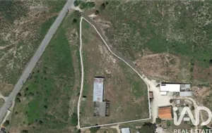 Armazém em Mangualde, Mesquitela e Cunha Alta