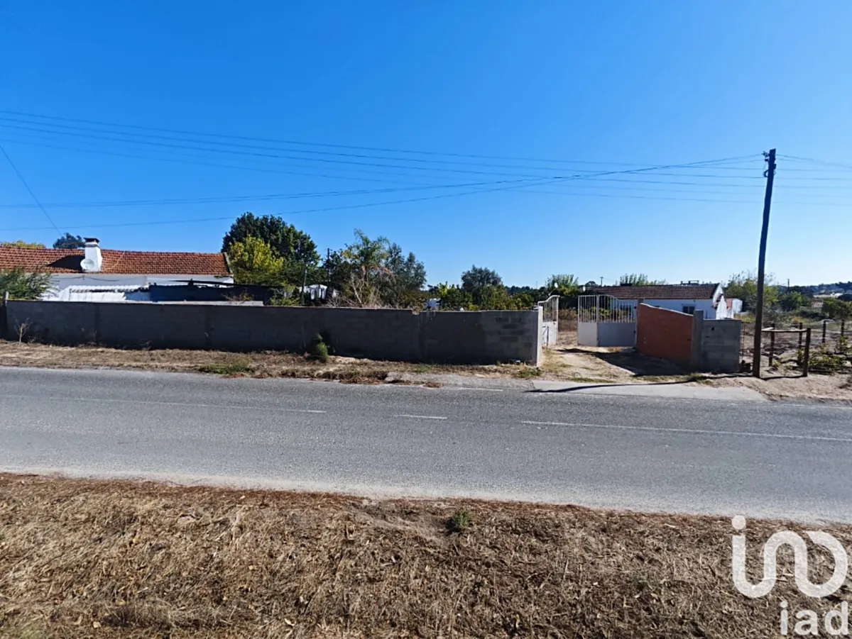 Terreno urbano de 2204 m² em Coruche, Fajarda e Erra