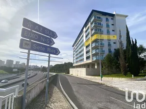 Apartment T4 at Marvila