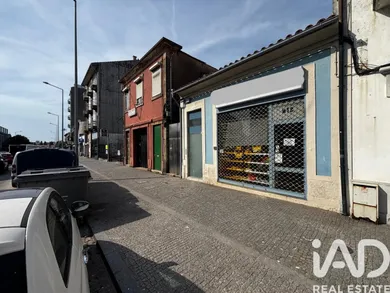 Loja / Estabelecimento Comercial  em Matosinhos e Leça da Palmeira