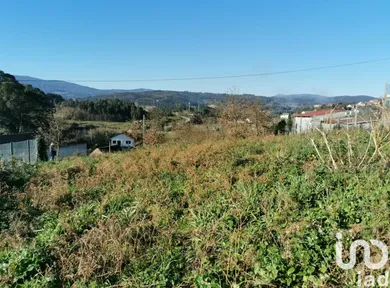 Land  in Vila e Roussas