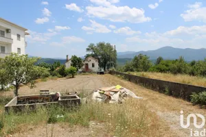 Land at Oliveira do Hospital e São Paio de Gramaços
