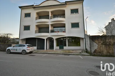 Espaço comercial  em Avelar