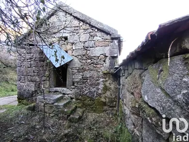 Casa de campo  em Castro Laboreiro e Lamas de Mouro