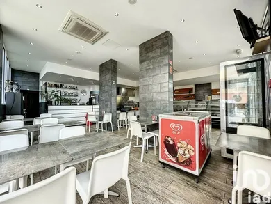 Shop/Premises commercial at São Martinho