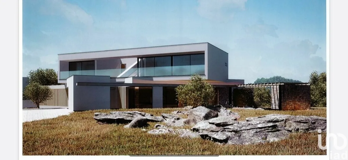Prédio de 3210 m² em Pombal