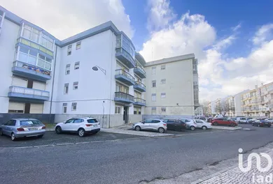 Apartamento T2 em Algueirão-Mem Martins