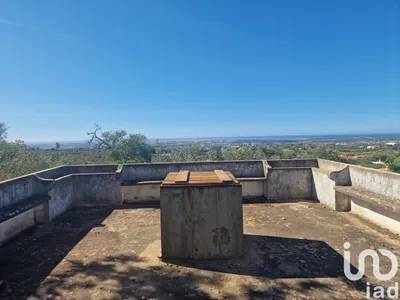 Fotografia 3 de Prédio de 175 m² em Santa Bárbara de Nexe