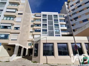 Apartamento T3 em Lumiar