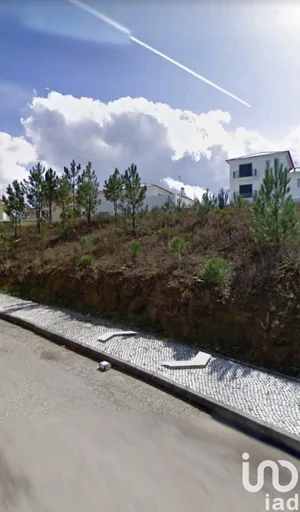 Terreno urbano em Castanheira de Pêra e Coentral