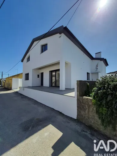 Casa/Moradia  em Atouguia da Baleia