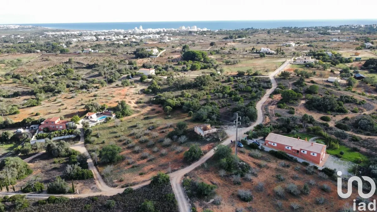 Terreno de 33 520 m² em Alcantarilha e Pêra