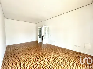 Apartamento T3 em Faro (Sé e São Pedro)