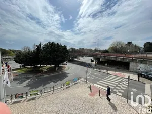 Apartamento T3 em Massamá e Monte Abraão