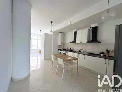 Shop/Premises commercial  in Rio de Mouro