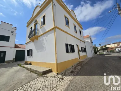 Casa tradicional em Cadaval e Pêro Moniz