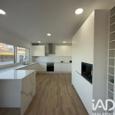 Casa/Moradia  em Rio de Mouro