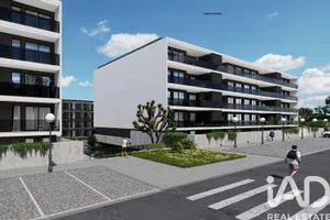 Apartamento T4 em Fânzeres e São Pedro da Cova