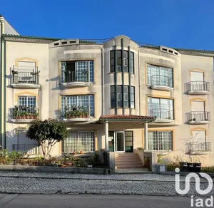 Apartamento T3 em São Miguel, Santa Eufémia e Rabaçal