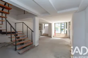 Shop/Premises commercial at Santo António